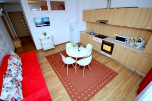 Cazare-la-Comfort-Apartments-Timisoara-Apartament-Romantic-Cazare-in-Timisoara-DescoperimRomania.ro-9-300x200 Cazare la Comfort Apartments Timisoara - Apartament Romantic - Cazare in Timisoara - DescoperimRomania.ro (9)