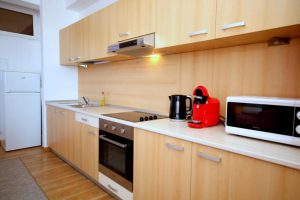 Cazare-la-Comfort-Apartments-Timisoara-Apartament-Spring-Cazare-in-Timisoara-DescoperimRomania.ro-9-300x200 Cazare la Comfort Apartments Timisoara - Apartament Spring - Cazare in Timisoara - DescoperimRomania.ro (9)