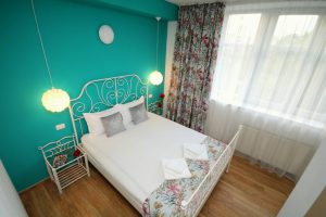 Cazare-la-Comfort-Apartments-Timisoara-Apartament-Turquoise-Cazare-in-Timisoara-DescoperimRomania.ro-19-300x200 Cazare la Comfort Apartments Timisoara - Apartament Turquoise - Cazare in Timisoara - DescoperimRomania.ro (19)