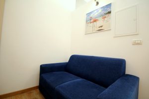 Cazare-la-Comfort-apartments-Timisoara-Apartament-Coral-Cazare-in-Timisoara-DescoperimRomania.ro-16-300x200 Cazare la Comfort apartments Timisoara - Apartament Coral - Cazare in Timisoara - DescoperimRomania.ro (16)