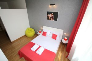 Cazare-la-Comfort-apartments-Timisoara-Apartament-Coral-Cazare-in-Timisoara-DescoperimRomania.ro-3-300x200 Cazare la Comfort apartments Timisoara - Apartament Coral - Cazare in Timisoara - DescoperimRomania.ro (3)