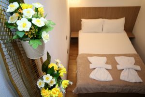 Cazare-la-Comfort-apartments-Timisoara-Apartament-Lotus-Cazare-in-Timisoara-DescoperimRomania.ro-28-300x200 Cazare la Comfort apartments Timisoara - Apartament Lotus - Cazare in Timisoara - DescoperimRomania.ro (28)