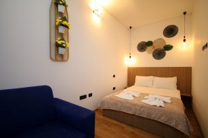 Cazare-la-Comfort-apartments-Timisoara-Apartament-Lotus-Cazare-in-Timisoara-DescoperimRomania.ro-3-300x200 Cazare la Comfort apartments Timisoara - Apartament Lotus - Cazare in Timisoara - DescoperimRomania.ro (3)