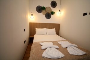 Cazare-la-Comfort-apartments-Timisoara-Apartament-Lotus-Cazare-in-Timisoara-DescoperimRomania.ro-7-300x200 Cazare la Comfort apartments Timisoara - Apartament Lotus - Cazare in Timisoara - DescoperimRomania.ro (7)