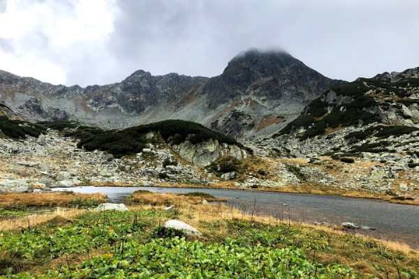 La pas spre Vârful Bucura - DescoperimRomania