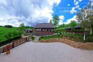 Cazare-la-Conacul-Transilvan-din-Margau-Cazare-Margau-Muntii-Apuseni-DescoperimRomania.ro-29-min-300x200 Cazare la Conacul Transilvan din Margau - Cazare Margau - Muntii Apuseni - DescoperimRomania.ro (29)-min