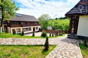 Cazare-la-Conacul-Transilvan-din-Margau-Cazare-Margau-Muntii-Apuseni-DescoperimRomania.ro-3-min-300x200 Cazare la Conacul Transilvan din Margau - Cazare Margau - Muntii Apuseni - DescoperimRomania.ro (3)-min