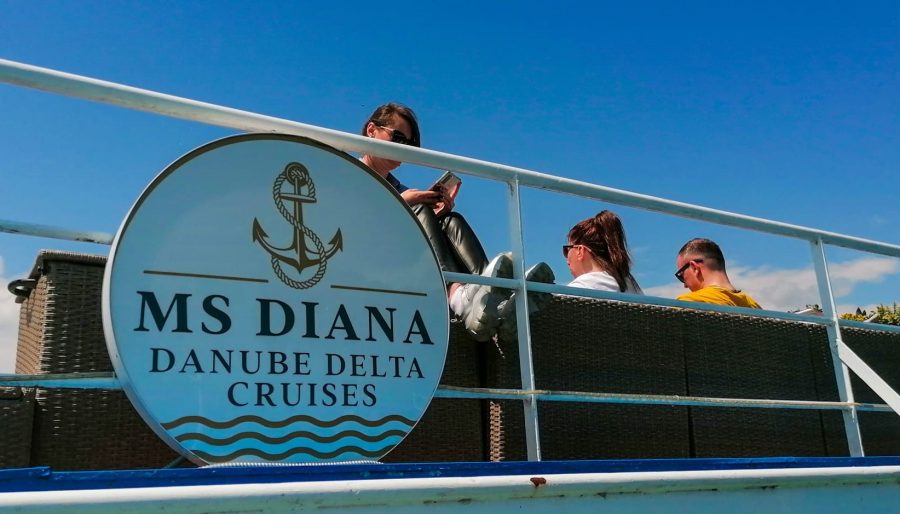 Nava fluvială de croazieră MS Diana și-a început misiunea internațională
