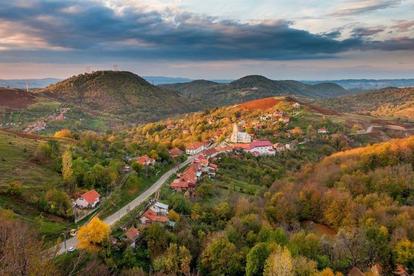 Cazare Gărâna - DescoperimRomania.ro