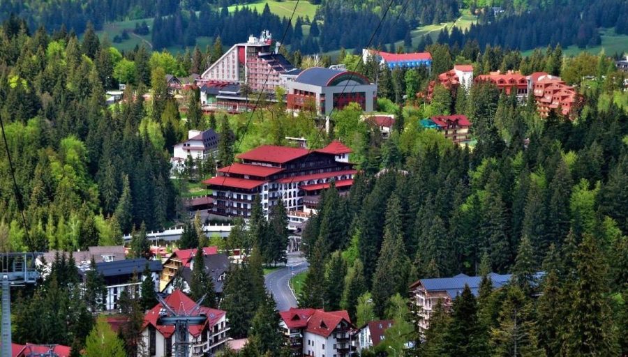 Cazare-Poiana-Brasov-www.DescoperimRomania.ro_-900x512 Cazare Poiana Brașov - www.DescoperimRomania.ro
