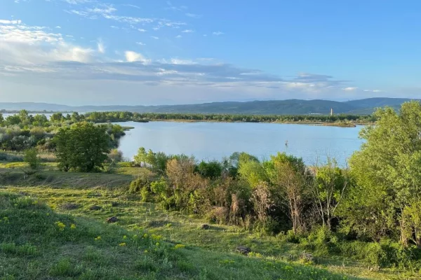 Insula Ostrov - paradis al aventurii și al relaxării -https___www.descoperimromania.ro