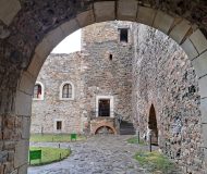 Cetatea-Neamt-strajerul-de-piatra-al-Moldovei-medievale-4-190x160 Cetatea Neamț, străjerul de piatră al Moldovei medievale