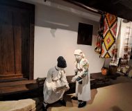 Muzeul-Etnografic-al-Bucovinei.-Povestea-usturoiului-care-apara-satul-25-190x160 Muzeul Etnografic al Bucovinei. Povestea usturoiului care apără satul