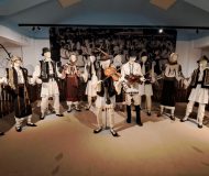 Muzeul-Etnografic-al-Bucovinei.-Povestea-usturoiului-care-apara-satul-31-190x160 Muzeul Etnografic al Bucovinei. Povestea usturoiului care apără satul