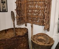 Muzeul-Popa-din-Tarpesti-o-colectie-nascuta-din-grija-pentru-traditie-si-memorie-17-190x160 Muzeul Popa din Tărpești, o colecție născută din grijă pentru tradiție și memorie