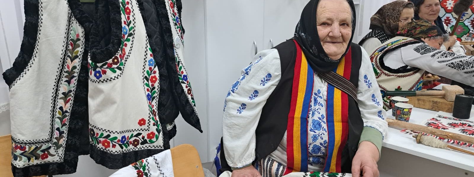 Nopțile de clacă, lampa stinsă și fluierul care chema păcatul