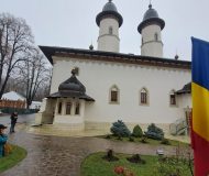 Povestea-Varatecului-manastirea-care-a-crescut-ca-un-sat-zidita-din-credinta-si-migala-15-190x160 Povestea Văratecului: mănăstirea care a crescut ca un sat, zidită din credință și migală