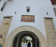 Povestea-Varatecului-manastirea-care-a-crescut-ca-un-sat-zidita-din-credinta-si-migala-22-190x160 Povestea Văratecului: mănăstirea care a crescut ca un sat, zidită din credință și migală