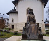 Povestea-Varatecului-manastirea-care-a-crescut-ca-un-sat-zidita-din-credinta-si-migala-24-190x160 Povestea Văratecului: mănăstirea care a crescut ca un sat, zidită din credință și migală