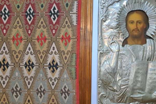 Povestea-Varatecului-manastirea-care-a-crescut-ca-un-sat-zidita-din-credinta-si-migala-8-600x400 Povestea Văratecului: mănăstirea care a crescut ca un sat, zidită din credință și migală