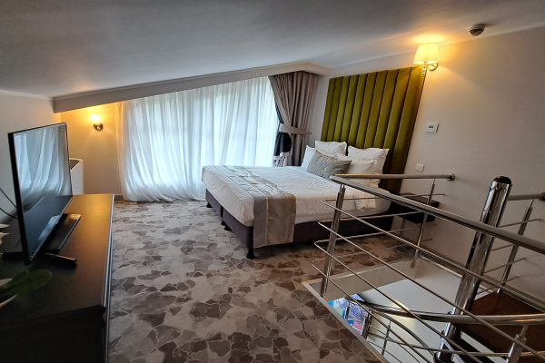 Hotel-Carpat-Inn-Azuga.-Locul-in-care-ospitalitatea-se-construieste-prin-investitii-continue-Claudiu-Vatau-DescoperimRomania-24-600x400 Hotel Carpat Inn Azuga. Locul în care ospitalitatea se construiește prin investiții continue