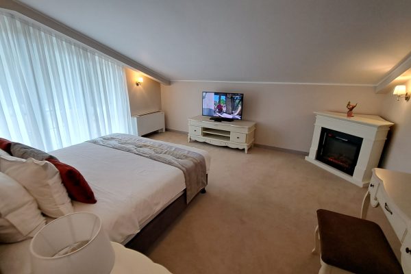 Hotel-Carpat-Inn-Azuga.-Locul-in-care-ospitalitatea-se-construieste-prin-investitii-continue-Claudiu-Vatau-DescoperimRomania-32-600x400 Hotel Carpat Inn Azuga. Locul în care ospitalitatea se construiește prin investiții continue