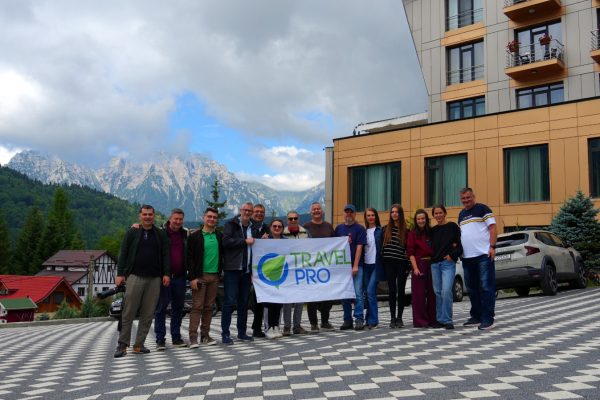 TRAVEL PRO promovează Azuga printr-un press trip organizat cu sprijinul Hotelului Carpat Inn Pool & Spa - DescoperimRomania.ro