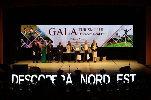 Gala-Turismului-„Descopera-Nord-Est-2026-patrimoniu-traditii-si-idei-pentru-viitorul-turismului-romanesc-32-600x400 Gala Turismului „Descoperă Nord-Est” 2026: patrimoniu, tradiții și idei pentru viitorul turismului românesc