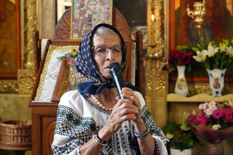Eselnita-isi-aduna-memoria-si-isi-priveste-viitorul.-Doua-zile-dedicate-oamenilor-care-au-construit-comunitatea-si-celor-care-ii-scriu-povestea-de-astazi-www.descoperimromania-2-900x600 Eșelnița își adună memoria și își privește viitorul. Două zile dedicate oamenilor care au construit comunitatea și celor care îi scriu povestea de astăzi
