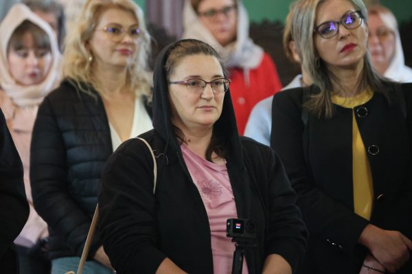Manastirea-Alexandru-Vlahuta-un-loc-de-liniste-si-istorie-pe-Colinele-Tutovei-17-600x400 Mănăstirea Alexandru Vlahuță, un loc de liniște și istorie pe Colinele Tutovei